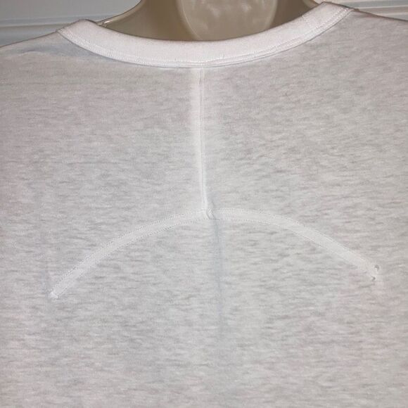 LULULEMON Athletica Tshirt Tee White Short Sleeves Womens Size 8 - Picture 6 of 12